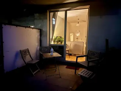 Ein Sitzbereich in der Unterkunft Ruhig & Terrasse Dresden-Altstadt 3-Zimmer Wohnungen