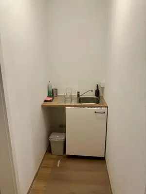 Küche/Küchenzeile in der Unterkunft Ruhig & Terrasse Dresden-Altstadt 3-Zimmer Wohnungen