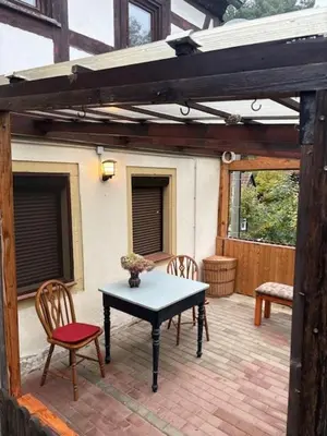 Ein Balkon oder eine Terrasse in der Unterkunft Kleines gemütliches Fachwerkhaus für vier Gäste
