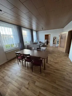 Ein Sitzbereich in der Unterkunft Gästehaus Trompeter
