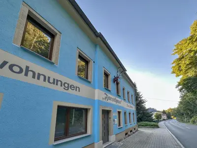 Das Gebäude in dem sich die Ferienwohnung befindet