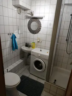 Ein Badezimmer in der Unterkunft Klein, aber fast alles vorhanden, ideal für 2 Pers