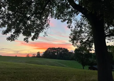 Blick auf den Sonnenuntergang/Sonnenaufgang von der Ferienwohnung aus oder aus der Nähe