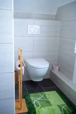 Ein Badezimmer in der Unterkunft Wolffs Ferienwohnung Wohlfühloase in Bernsdorf