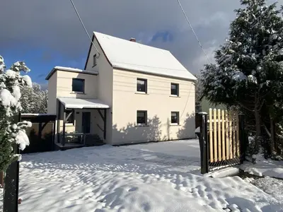 Holiday home at the rock labyrinth im Winter