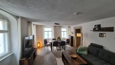 Ein Sitzbereich in der Unterkunft Ferienwohnung Hugos Altstadt