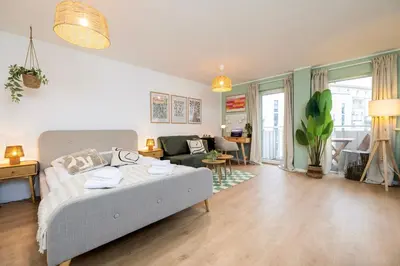 Ein Bett oder Betten in einem Zimmer der Unterkunft Staytime - Mira Suite I TOP Location I Balcony