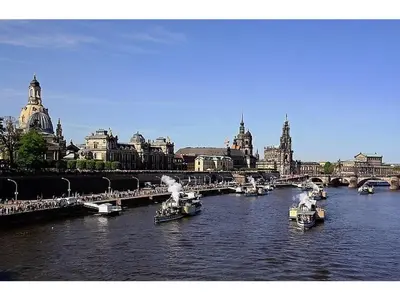 Blick auf einen Fluss in der Nähe des Ferienhauses