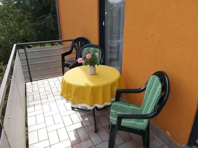 Ein Balkon oder eine Terrasse in der Unterkunft Holiday apartment with 1 bedroom