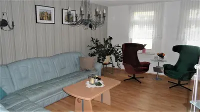 Ein Sitzbereich in der Unterkunft Ferienwohnung an der Therme