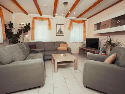 Ein Sitzbereich in der Unterkunft Apartment Mehnert in Pirna by Interhome