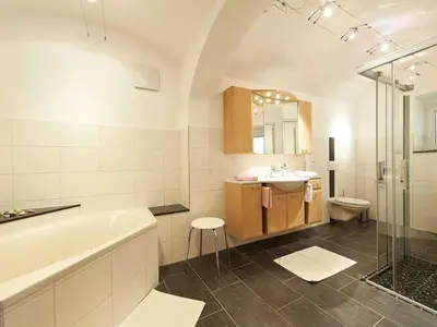 Ein Badezimmer in der Unterkunft Apartment Mehnert in Pirna by Interhome