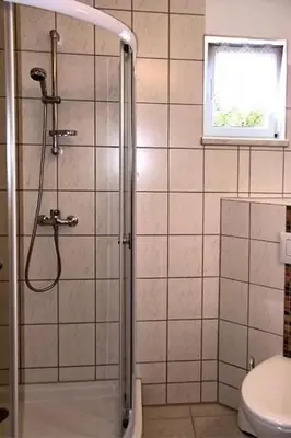 Ein Badezimmer in der Unterkunft Apartment Schöne Ferienwohnung mit Garten und Grill by Interhome