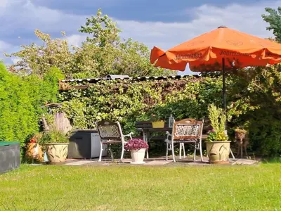 Ein Garten an der Unterkunft Apartment Schöne Ferienwohnung mit Garten und Grill by Interhome