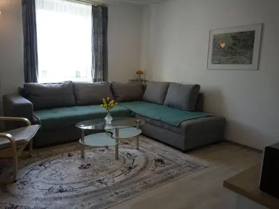 Ein Sitzbereich in der Unterkunft Apartment Wohnung in Hänichen mit Garten by Interhome