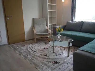 Ein Sitzbereich in der Unterkunft Apartment Wohnung in Hänichen mit Garten by Interhome