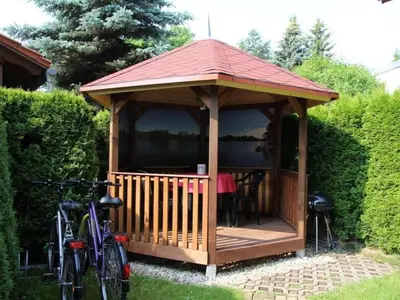 Ein Garten an der Unterkunft Holiday Home FH am Oberteich by Interhome