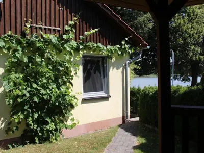 Ein Garten an der Unterkunft Holiday Home FH am Oberteich by Interhome