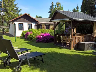 Ein Garten an der Unterkunft Holiday Home in Maxen mit Privatem Pool by Interhome