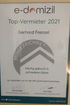Ein Zertifikat, Auszeichnung, Logo oder anderes Dokument, das in der Unterkunft Apartment mit eigenem Parkplatz by Interhome ausgestellt ist