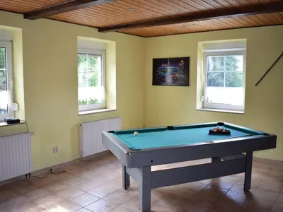 Ein Billardtisch in der Unterkunft Apartment FW Waldmühle by Interhome