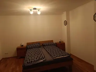 Ein Bett oder Betten in einem Zimmer der Unterkunft Am Altfrankener Park