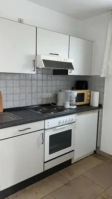 Küche/Küchenzeile in der Unterkunft Gut gelegene Ferienwohnung in Dresden Neustadt