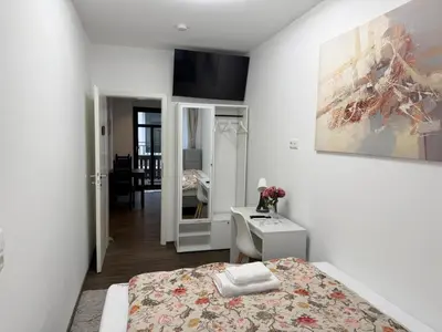Ein Sitzbereich in der Unterkunft Apartmenthaus Döbeln Zentrum