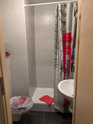 Ein Badezimmer in der Unterkunft 20qmchemnitz