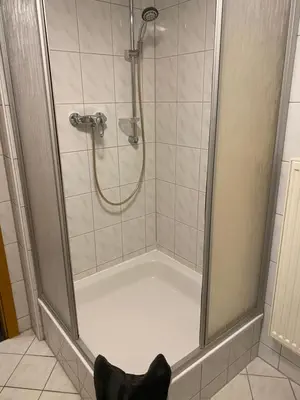 Ein Badezimmer in der Unterkunft Berghaus am Katzenstein urgemütliches Wohnen im Wald