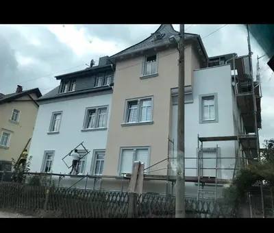 Das Gebäude in dem sich die Ferienwohnung befindet