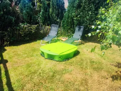 Ein Garten an der Unterkunft Apartment am Hofladen Hellendorf - Sächsische Schweiz by Interhome