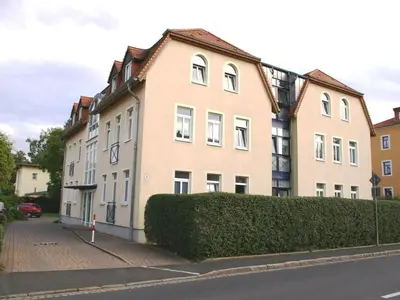 Das Gebäude in dem sich die Ferienwohnung befindet