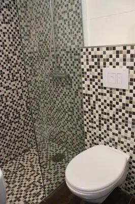 Ein Badezimmer in der Unterkunft Holiday Home Bungalow Schönblick am Elberadweg in Pirna by Interhome