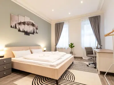 Ein Bett oder Betten in einem Zimmer der Unterkunft Apartment Familienfreundliche Stadt-Oase - 2 Schlafzimmer- 76qm- gratis Kaffee- und Teean by Interhome