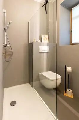 Ein Badezimmer in der Unterkunft Apartment Familienfreundliche Stadt-Oase - 2 Schlafzimmer- 76qm- gratis Kaffee- und Teean by Interhome