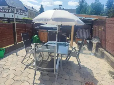 Ein Patio oder anderer Außenbereich in der Unterkunft Apartment am Hofladen Hellendorf - Sächsische Schweiz by Interhome