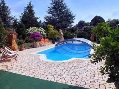 Der Swimmingpool an oder in der Nähe von Holiday Home zur alten Gärtnerei by Interhome
