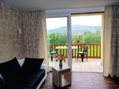 Ein Balkon oder eine Terrasse in der Unterkunft Holiday Home zur alten Gärtnerei by Interhome