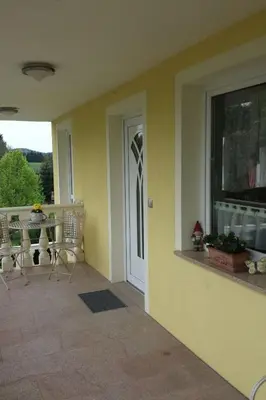 Ein Balkon oder eine Terrasse in der Unterkunft Apartment Fewo 1 by Interhome