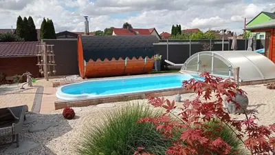 Der Swimmingpool an oder in der Nähe von Ferienhäuser Radebeul 