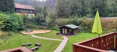Ein Garten an der Unterkunft Ocheleck