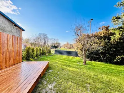 Ein Garten an der Unterkunft Ferienwohnung mit schöner Terrasse in Bad Lausick