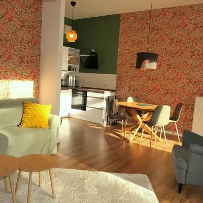 Apartment KARL KASSBERG mit sonnigem Balkon