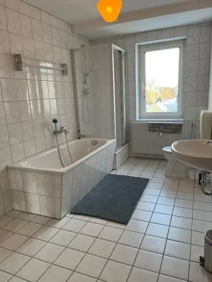 Ein Badezimmer in der Unterkunft Tolle & geräumige Wohnung in Falkenberg