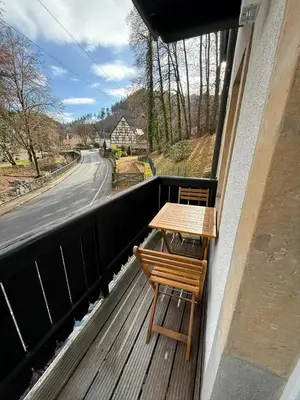 Ein allgemeiner Bergblick oder ein Berglick von der Ferienwohnung aus
