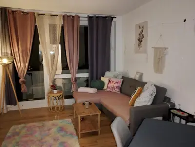 Ein Sitzbereich in der Unterkunft Ferienwohnung am Spitzgrund