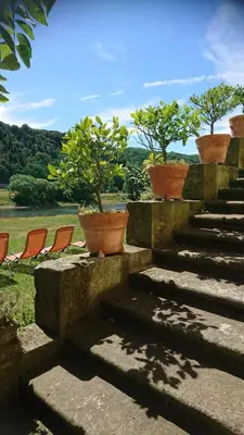 Ein Garten an der Unterkunft Herrenhaus Orangella