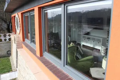 Ein Sitzbereich in der Unterkunft Bungalow Schönblick