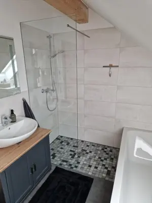 Ein Badezimmer in der Unterkunft Moderne Ferienwohnung in Hainichen